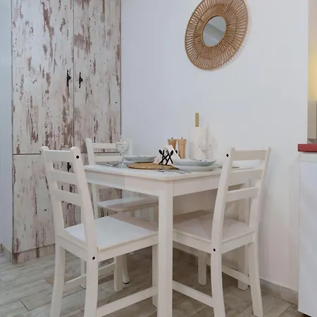 Lara Free Parking Skadarlija * Belgrád