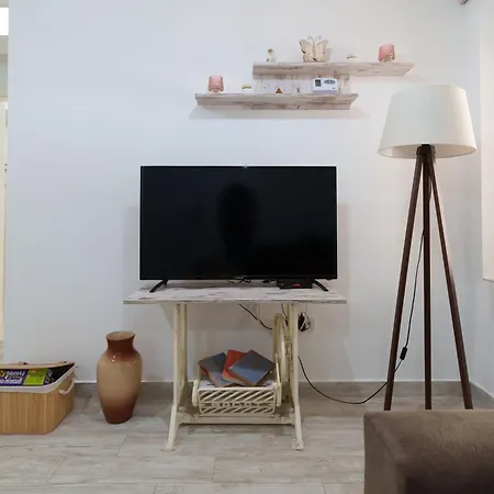 Lara Free Parking Skadarlija