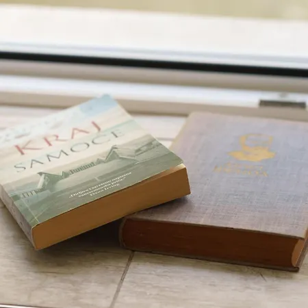 Lara Free Parking Skadarlija *