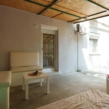 Apartment Lara Free Parking Skadarlija